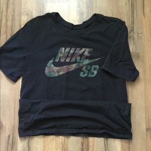Nike sb Camo label top